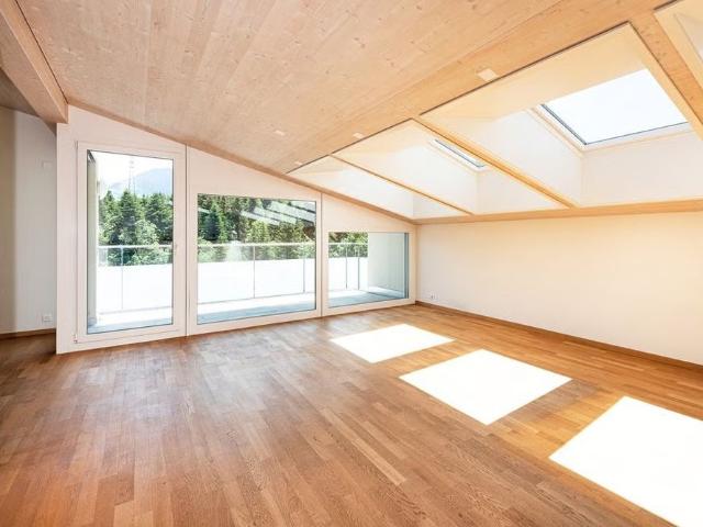 4.5 Zimmer, 136 m², 3. Stock