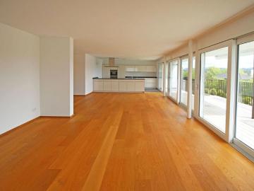 4.5 Zimmer, 138 m², 1. Stock