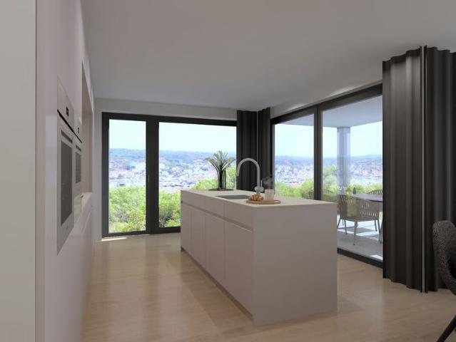 4.5 Zimmer, 139 m², 1. Stock
