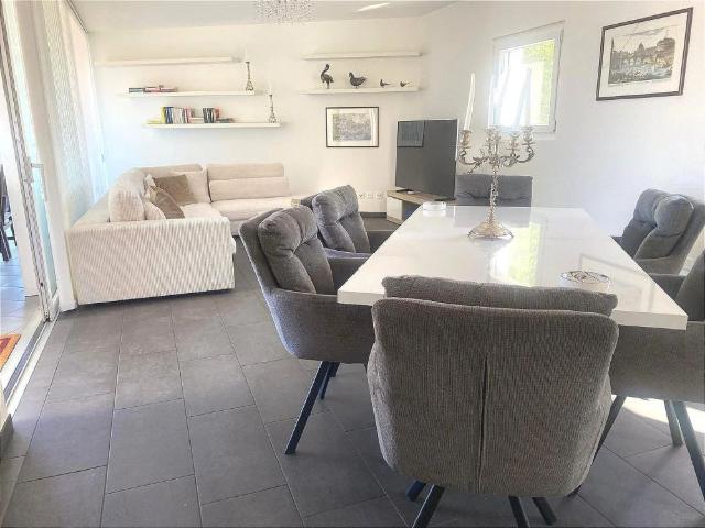 4.5 Zimmer, 225 m², 6. Stock