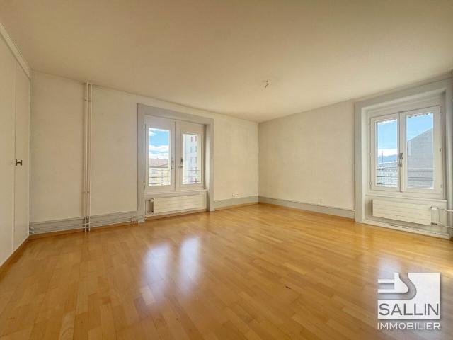4.5 Zimmer, 85 m², 4. Stock