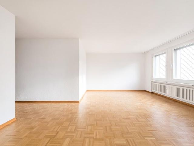 4.5 Zimmer, 87 m², EG