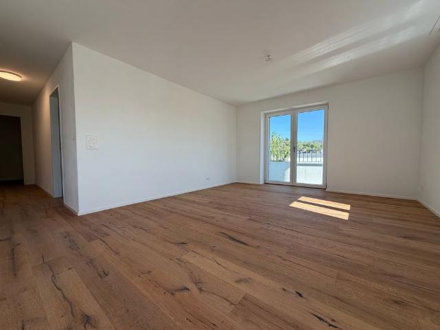4.5 Zimmer, 80 m², 2. Stock