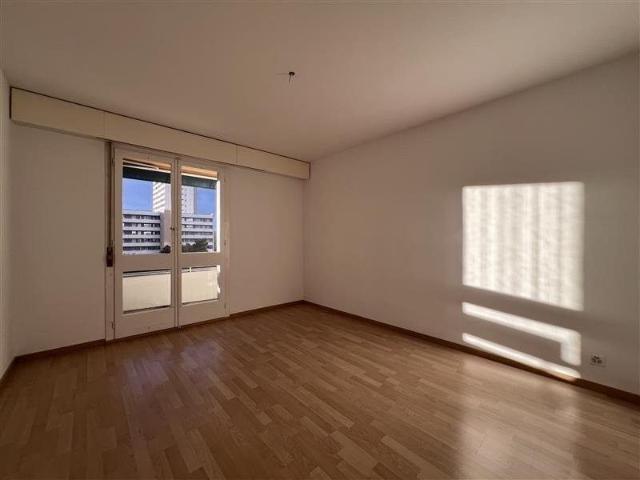 4.5 Zimmer, 82 m², 2. Stock