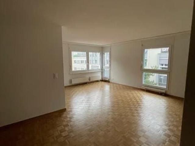 4.5 Zimmer, 94 m², 3. Stock