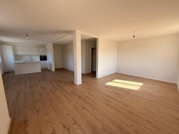 4.5 Zimmer, 94 m², 1. Stock