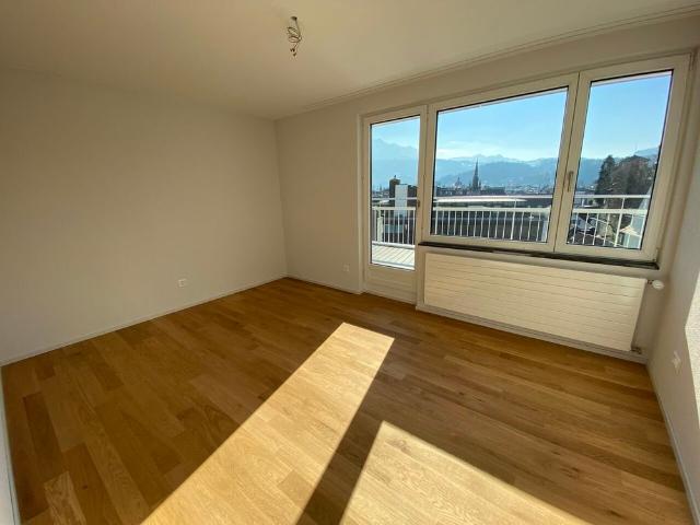 4.5 Zimmer, 94 m², 6. Stock