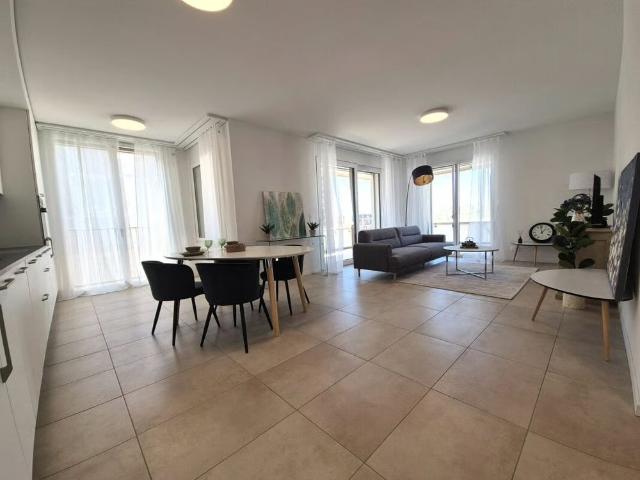 4.5 Zimmer, 95 m², 3. Stock