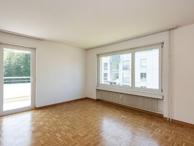 4.5 Zimmer, 95 m², 1. Stock