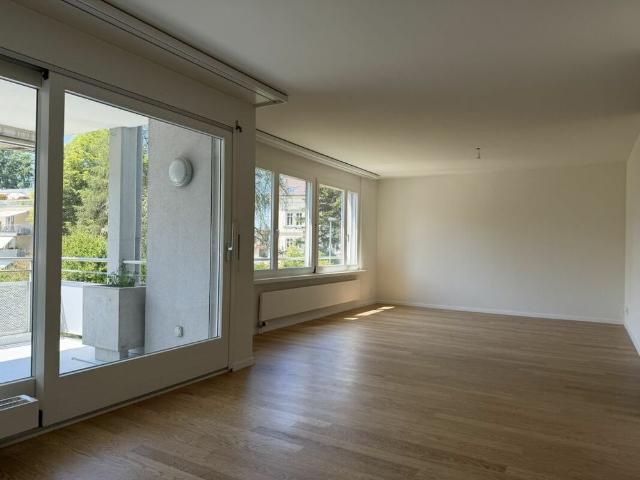 4.5 Zimmer, 95 m², 1. Stock