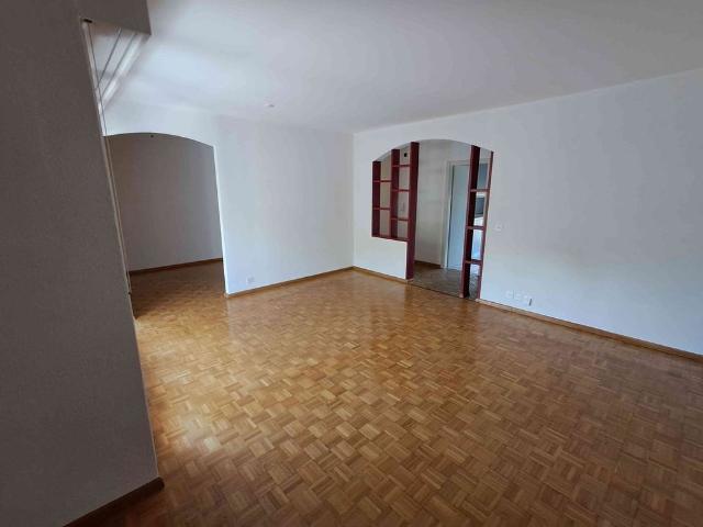 4.5 Zimmer, 95 m², 2. Stock