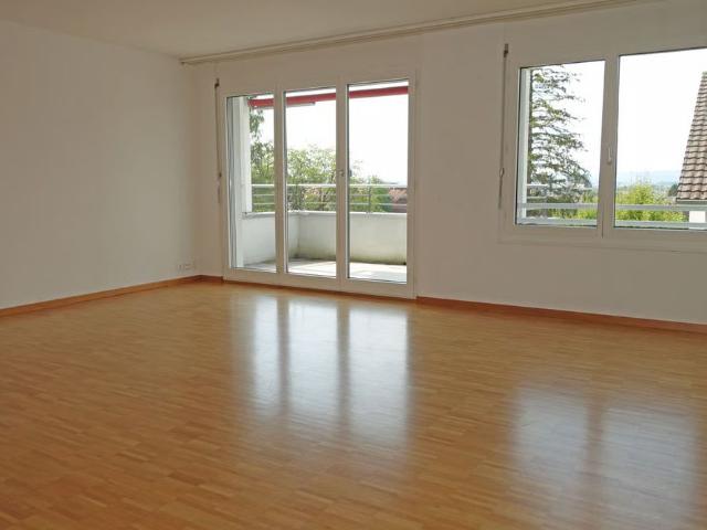 4.5 Zimmer, 96 m², 1. Stock