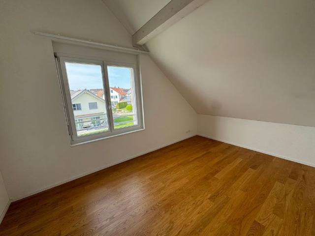 4.5 Zimmer, 96 m², 2. Stock