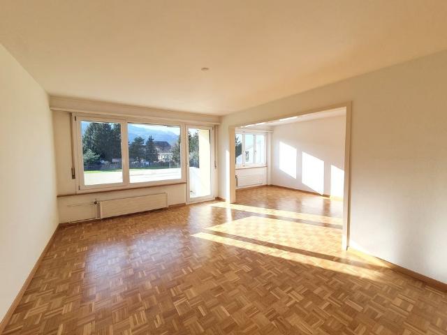 4.5 Zimmer, 96 m², 2. Stock