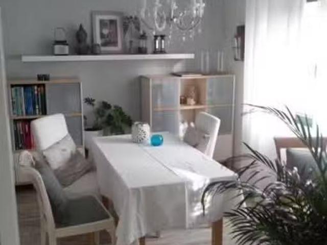 4,5 Zimmer 96 m² 900 € Kaltmiete Wohnungen in Mühlheim am.