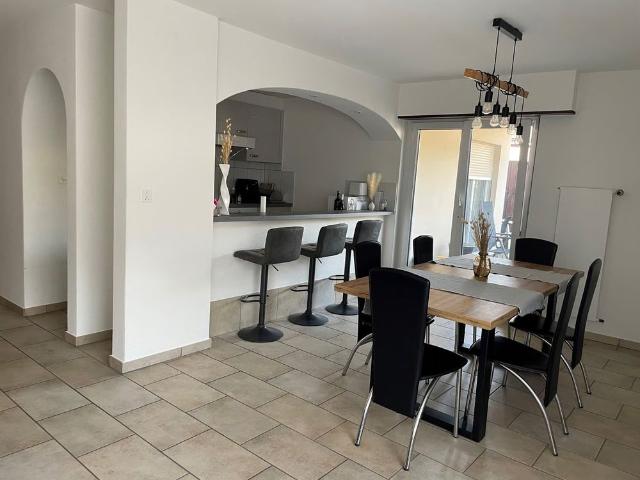 4.5 Zimmer, 98 m², 1. Stock