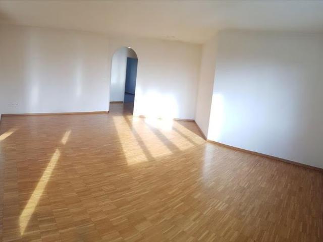 4.5 Zimmer, 98 m², 1. Stock