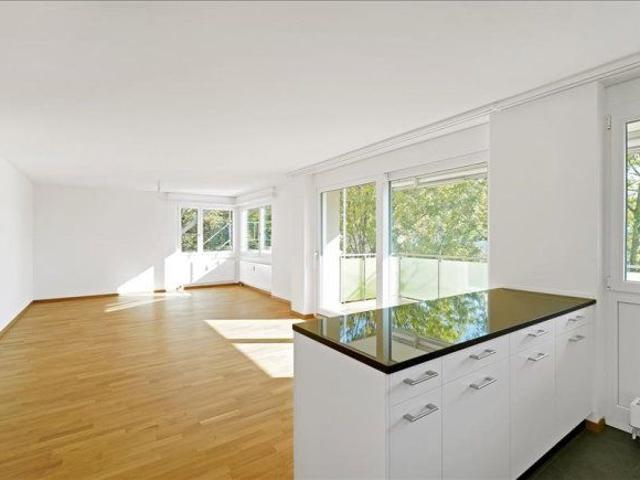 4.5 Zimmer, 98 m², 2. Stock