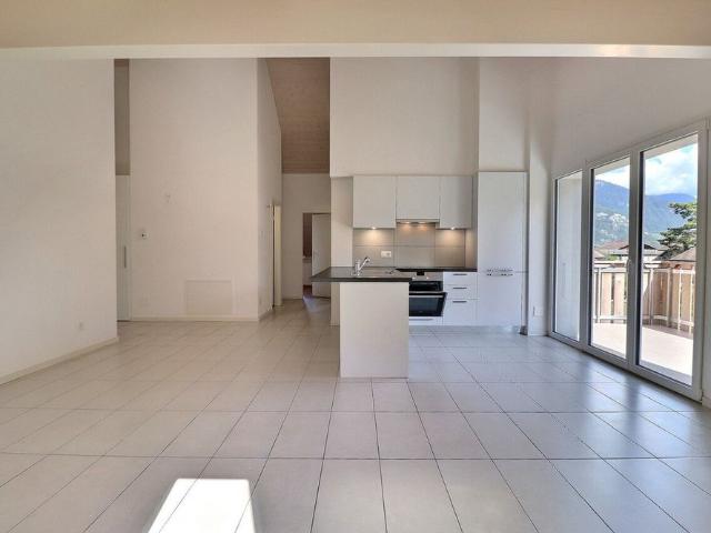 4.5 Zimmer, 98 m², 2. Stock