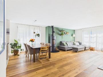 4.5 Zimmer, 99 m², 1. Stock