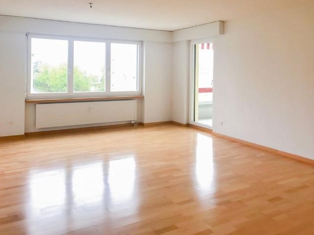 4.5 Zimmer, 99 m², 2. Stock