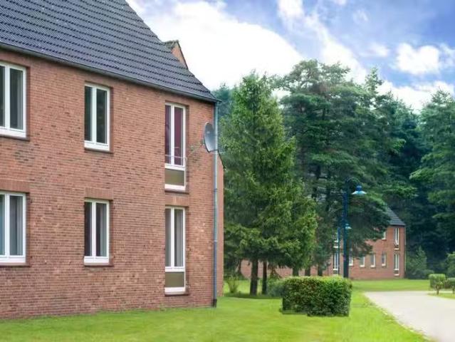 4,5 Zimmer 99 m² 650 € Kaltmiete Wohnungen in Faßberg