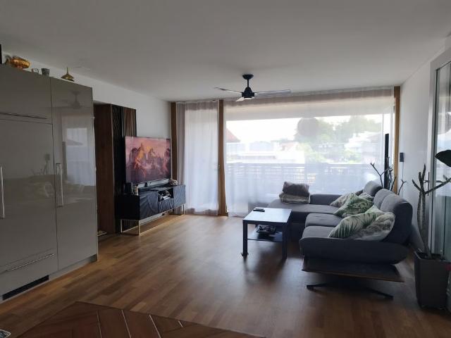 4.5 Zimmer, 90 m², 3. Stock