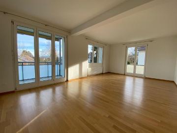 4.5 Zimmer, 90 m², 1. Stock