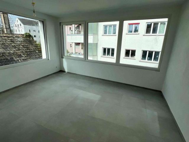 4.5 Zimmer, 90 m², 1. Stock