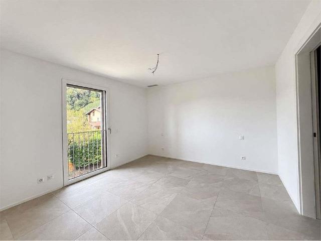 4.5 Zimmer, 90 m², 1. Stock