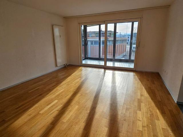 4.5 Zimmer, 90 m², 1. Stock