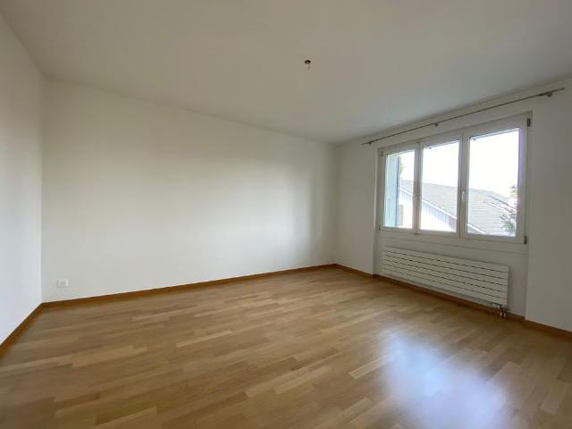 4.5 Zimmer, 90 m², 1. Stock