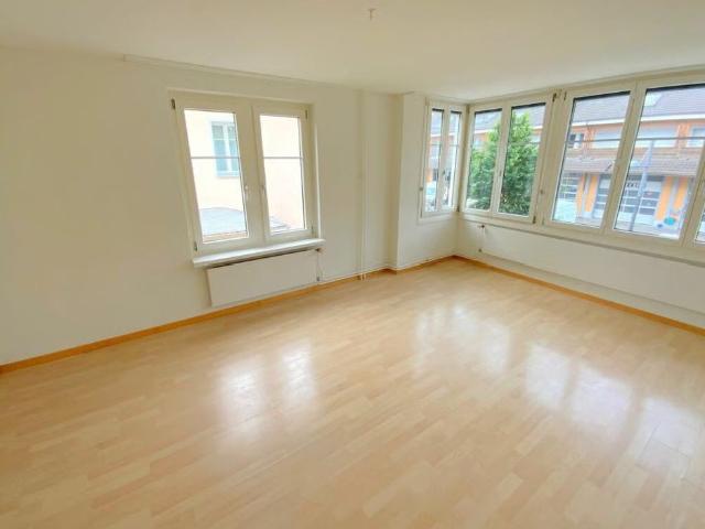 4.5 Zimmer, 90 m², 1. Stock
