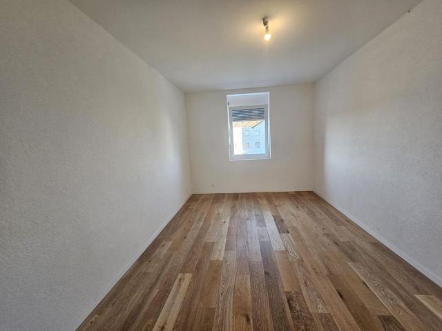 4.5 Zimmer, 90 m², 2. Stock