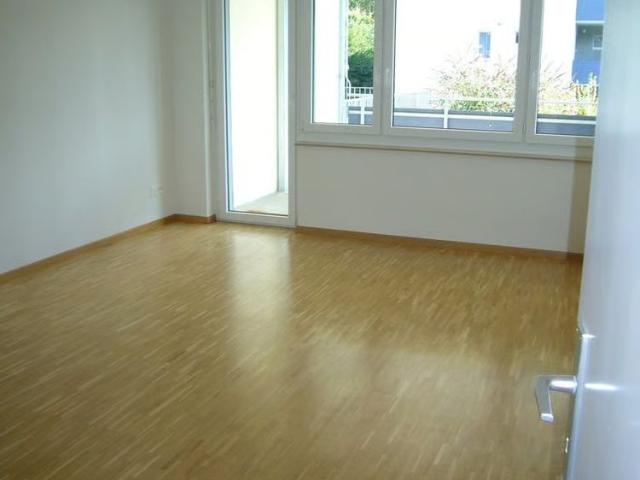 4.5 Zimmer, 90 m², 2. Stock