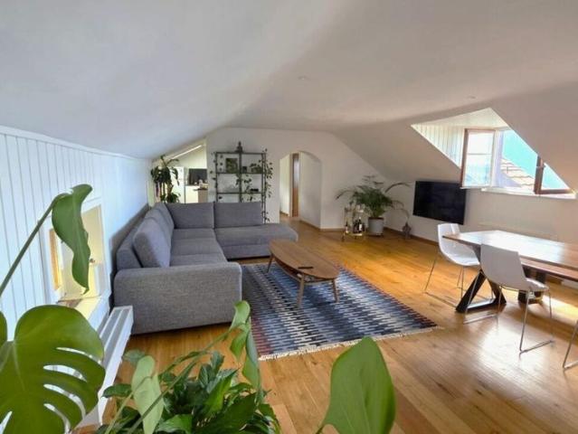 4.5 Zimmer, 90 m², 2. Stock