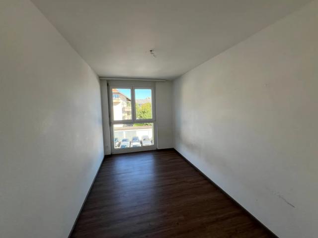 4.5 Zimmer, 90 m², 2. Stock