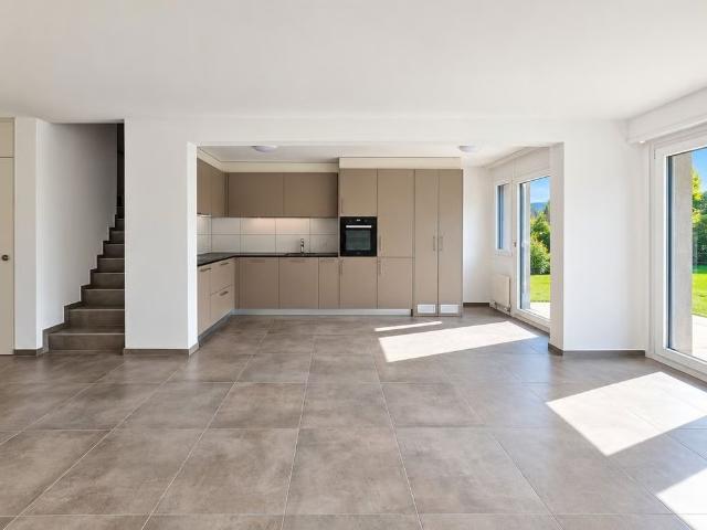 4.5 Zimmer, 90 m², EG