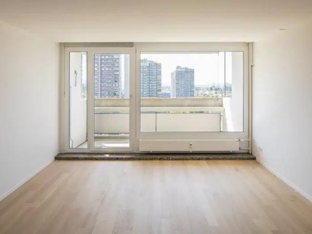 4.5 Zimmer, 92 m², 6. Stock