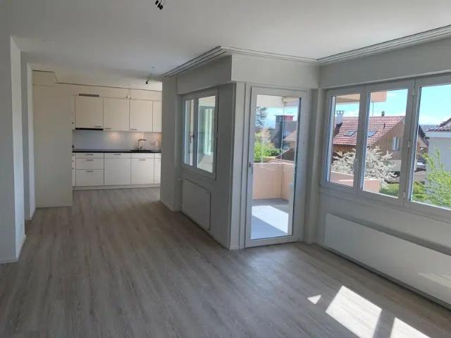 4.5 Zimmer, 93 m², 2. Stock