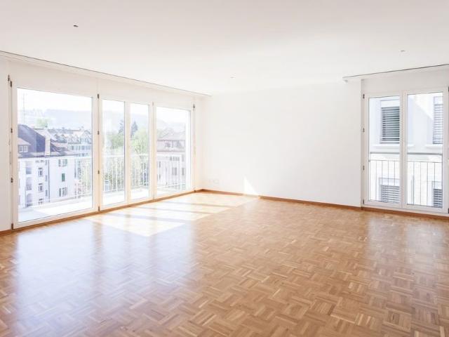 4.5 Zimmer, 93 m², 2. Stock