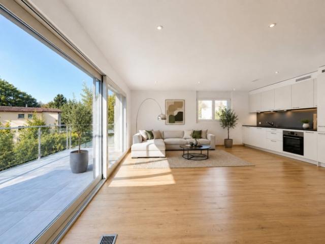4,5 zimmerige Minergie Wohnung mit 20 m² Balkon