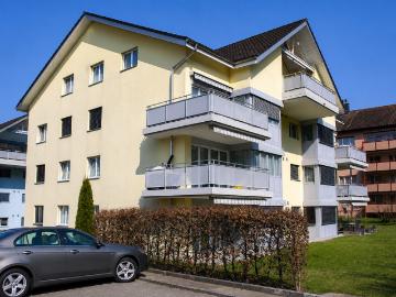 4.5 Zimmerwohnung in Buttikon