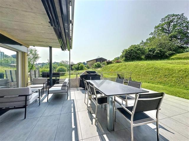 Moderne 4.5 Zimmer Wohnung mit grosser Terrasse in Cousset