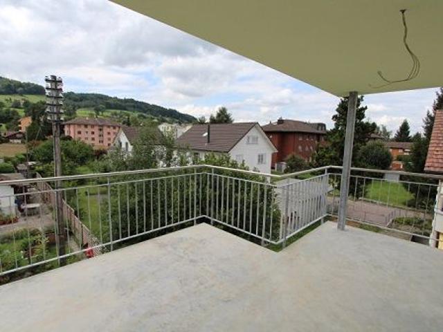 4.5 Zimmerwohnung mit Waschturm und Balkon, Kentuckystrasse 22 in 5734 Reinach
