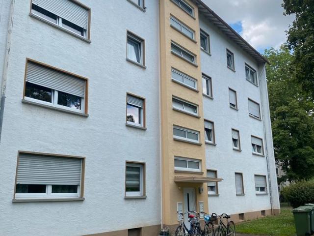 4,5 ZKB renovierungsbedürftig