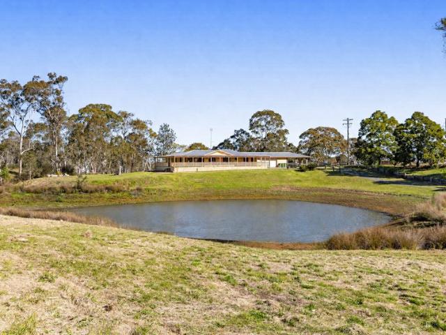 4.65 Acres of Family Living, Rural Lifestyle & Two Bores