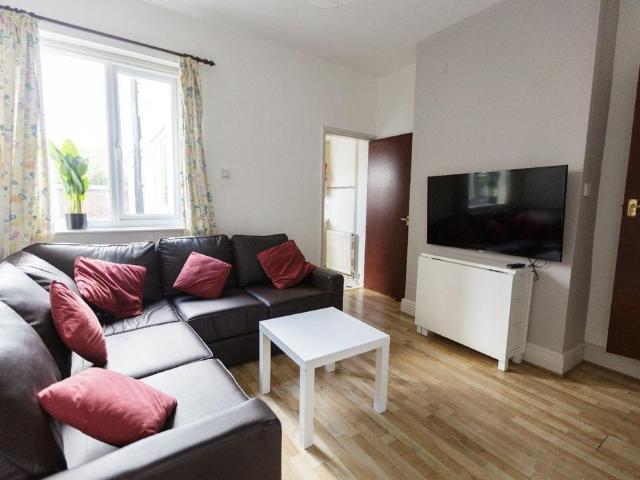 4 60 Harold Road, Birmingham, B16 9DA, United Kingdom | Room for rent #118793426 | Rentberry