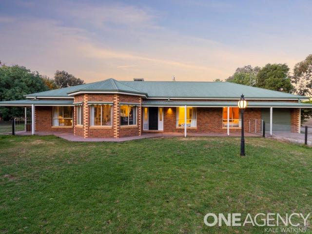 4.6 Acres of Lifestyle, Space & Opportunity in Tocumwal