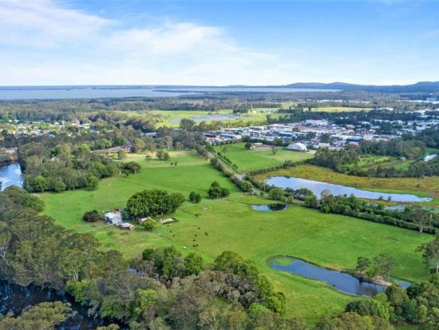 4.6 Acres of Riverfront Reserve Land. A Slice of Heaven on Earth
